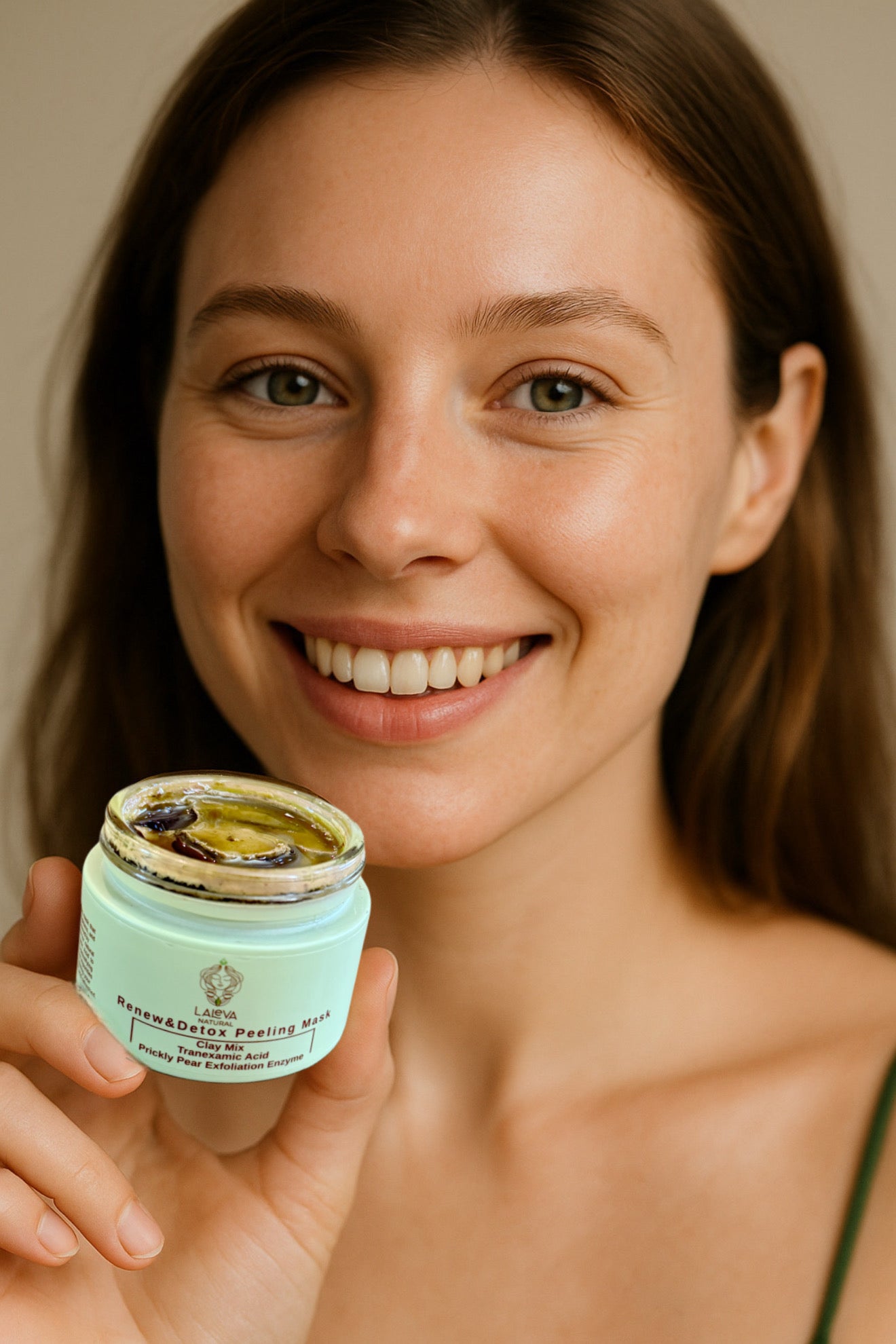 Clarify and Brighten Peeling Mask